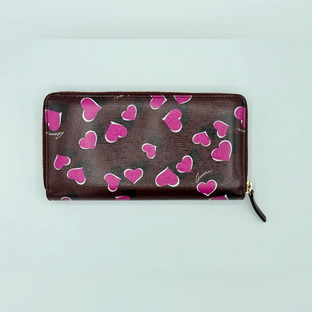 Gucci Betty Heartbeat Zip Wallet Limited
Edition EUC + COA Designer Luxury - Picture 3 of 14